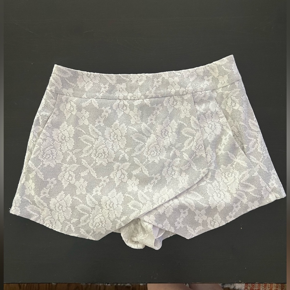 GB Gianni Lace Women's Mini Skirt S